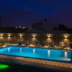 Yvonne,private Pool,private Parking 1,7 Km From The Beatch , Albufeira Portugal